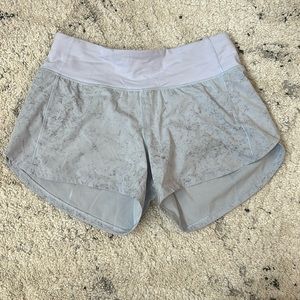 Women’s Lululemon Speed Up Lined Shorts 4 inch